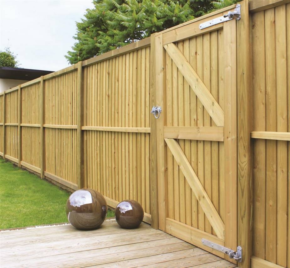 Featherboard Fence Panels and Fencing Featherboard Fence Panels and Fencing
